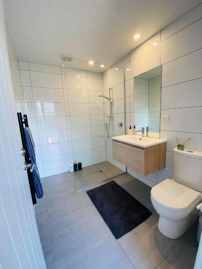The White Room Wanaka Bagian luar foto