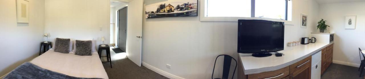 The White Room Wanaka Bagian luar foto